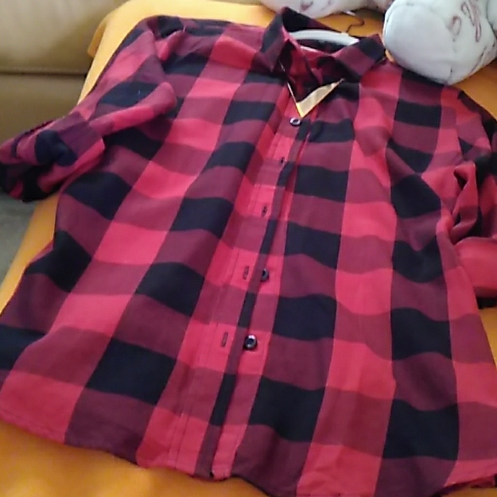 Icy Fashion NWOT plaid shirt